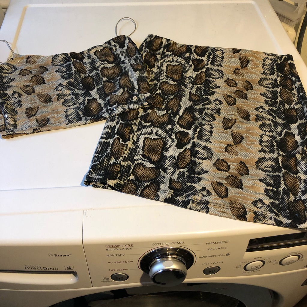 Windsor 2 Pc Set